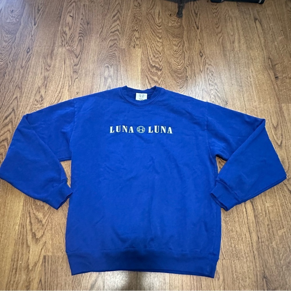 Luna Luna crewneck graphic Blue Sweater size large 100% cotton